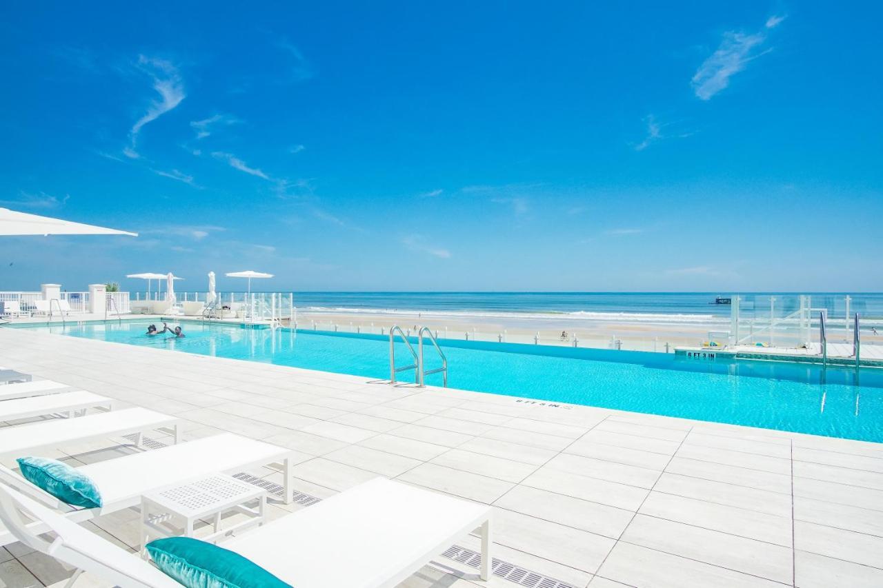 Daytona Grande Oceanfront Resort เดย์โทนาบีช ภายนอก รูปภาพ